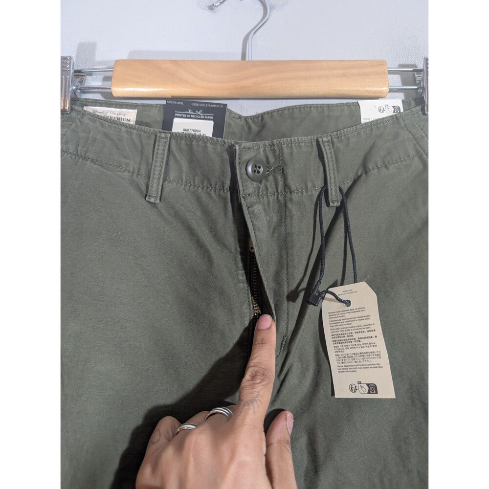 NWT Levi's '94 Baggy Cargo Straight Leg Pants Womens Sz 27 Grunge Skater Y2K - Picture 3 of 12